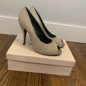 Gianni Bini sliver heels